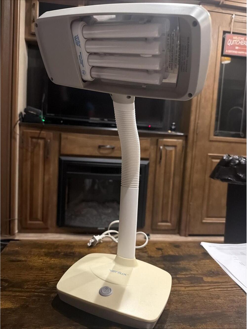 Vtg Verilux Natural Spectrum Smartlight Desk Lamp Gooseneck White Adjustable *